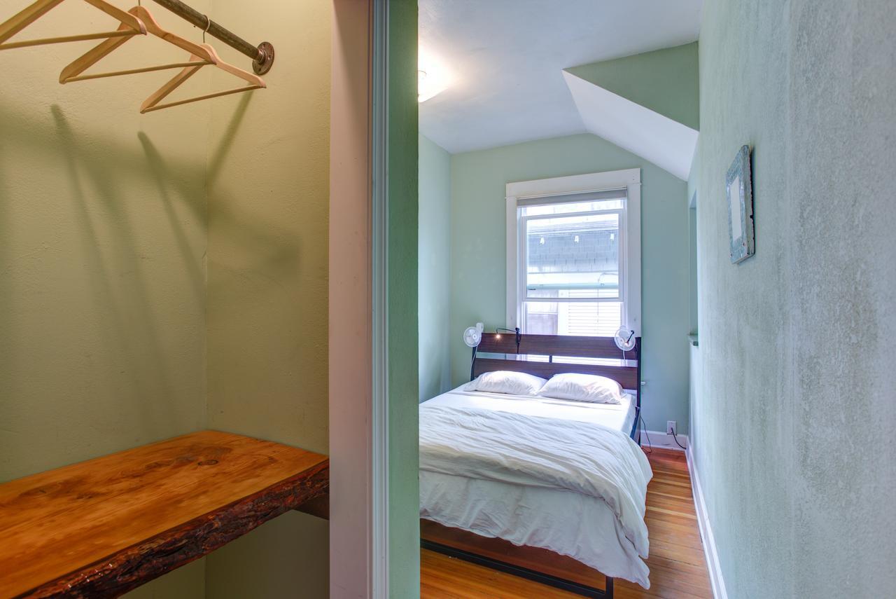 Queen Room with Shared Bathroom